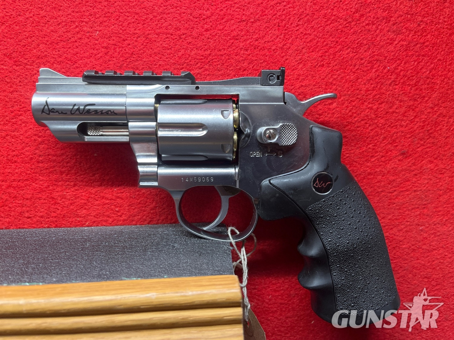 Dan Wesson 2.5” Revolver .177