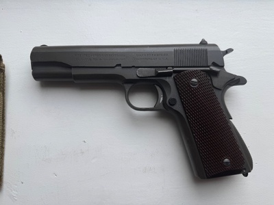 Colt 1911a1 .45 Semi Auto