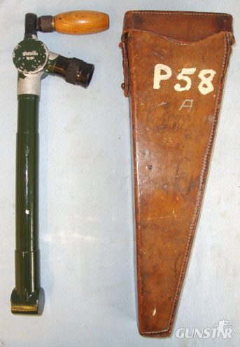 French Ministry Of War Military SRPI GT-6 Micro Grades Extendable Trench Perisco SRPI GT-6 Micro Grades Extendable Trench Periscope With Original Hard Leather Ca Sight & Optic in 