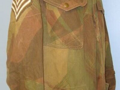 Late WW2 1945 British WD Airborne Paratrooper’s Camouflaged Denison Smock with Correct \'Half Zip\' Fastener by P. Frankenstein & Sons Ltd Manchester. Sn 17601. Late WW2 1945 British WD Airborne Paratrooper’s Camouflaged Denison Smock with Correct 'Half Zip' Fastener by P. Frankenstein & Sons Ltd Manchester. Sn 17601. Clothing