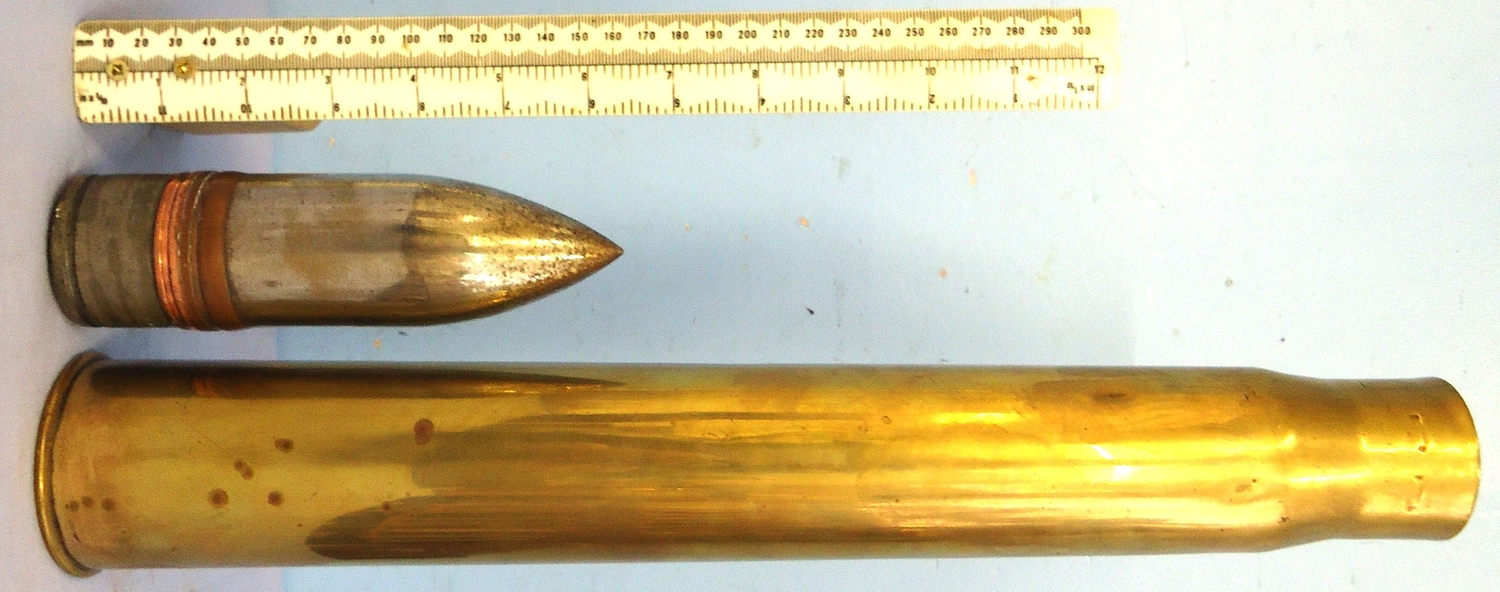  DEACTIVATED INERT. RARE, British Unfired WW 1, 1908 Dated, Naval Vickers 3 Pounder Mark 2, (47x411R) High Explosive Common Pointed Round. Sn - 21969 DEACTIVATED INERT. RARE, British Unfired WW 1, 1908 Dated, Naval Vickers 3 Pounder Mark 2, (47x411R) High Explosive Common Pointed Round. Sn - 21969  Other Ammunition