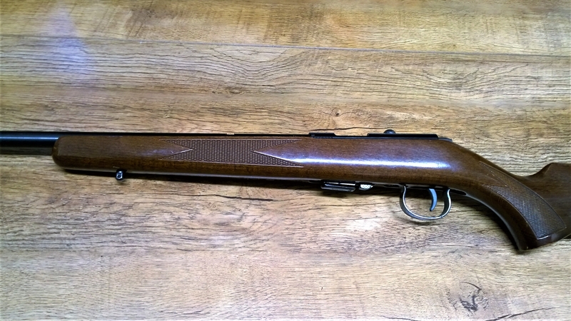 J.G. Anschütz 1451 Bolt Action .22 Rifle 