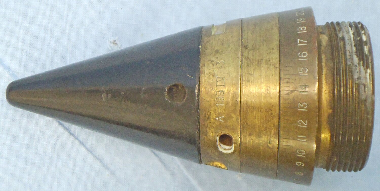 INERT DEACTIVATED. British, WW2, Strippable, No 199 Mk IV Time Fuze For The British 3.7 Inch Anti-aircraft Gun. - 22326:2 INERT DEACTIVATED. British, WW2, Strippable, No 199 Mk IV Time Fuze For The British 3.7 Inch Anti-aircraft Gun. - 22326:2  Other Ammunition - {CATEGORY}