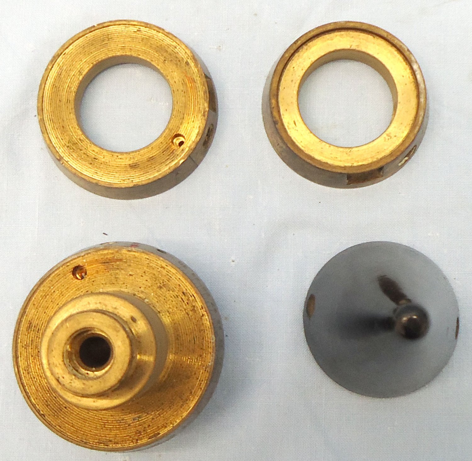 {CATEGORY} - INERT DEACTIVATED. British, WW2, Strippable, No 199 Mk IV Time Fuze For The British 3.7 Inch Anti-aircraft Gun. - 22326:2 INERT DEACTIVATED. British, WW2, Strippable, No 199 Mk IV Time Fuze For The British 3.7 Inch Anti-aircraft Gun. - 22326:2  Other Ammunition in 