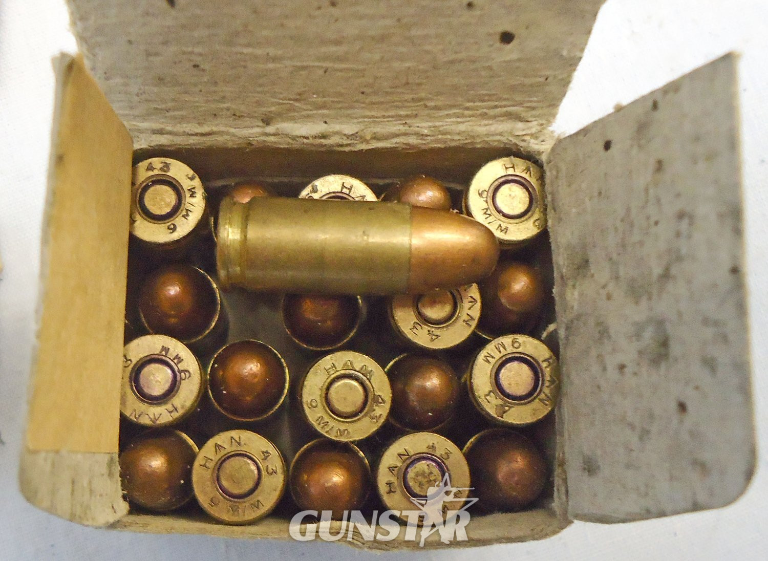 {CATEGORY} - Browning INERT DEACTIVATED. British, 1943 Dated, Browning High Power (Pistol No2 Mk1) Original WW2 20 Round Service Pack of Unfired 9mm IZ Rounds as issued to the SAS and British Commandos. Sn - 22787:10  Other Ammunition in 