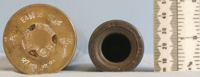 Czech 3.7cm vz (37x268R) Round With An Unfired Armour Piercing High Explosive Pr Czech 3.7cm vz (37x268R) Round With An Unfired Armour Piercing High Explosive Pr Antique & Militaria
