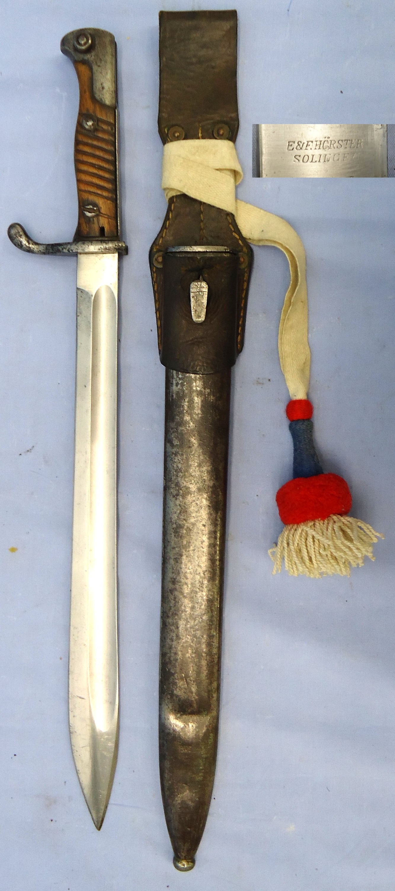 WW1, 1915 Dated, Imperial German E & F Horster Solingen, Pattern 98/05 Butcher Bayonet With Hessian Cord, Tasselled Knot & Leather Frog. Sn 23478:1 Bayonet - {CATEGORY} in 