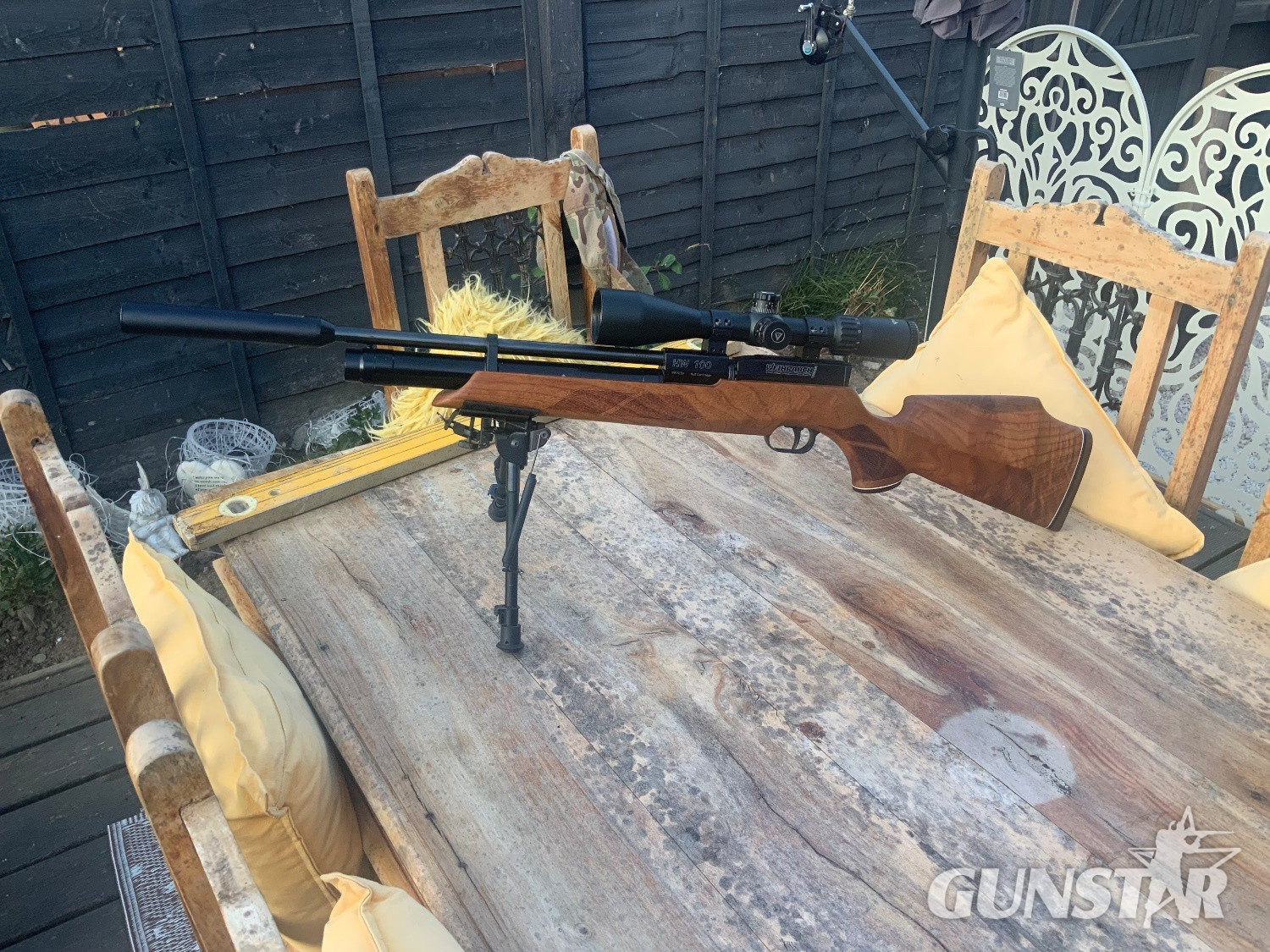 Weihrauch HW100 S .177 - {CATEGORY}