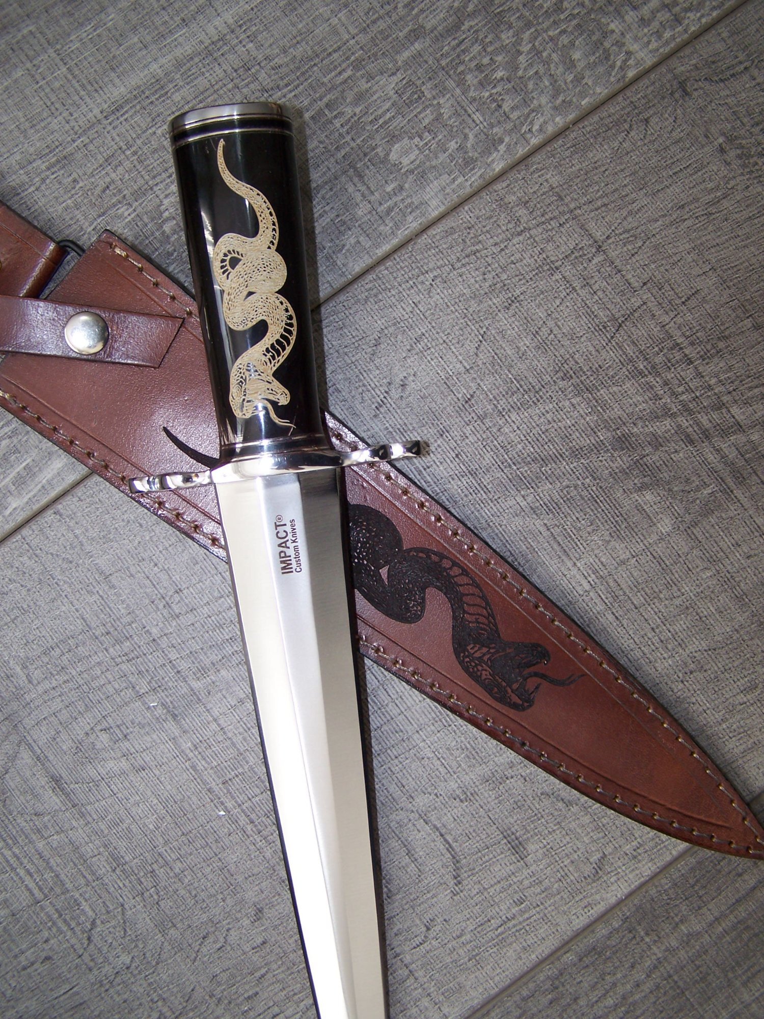  IMPACT CUTLERY Knive