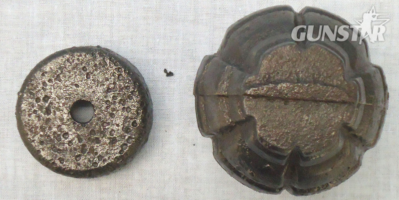  DEACTIVATED INERT. Italian WW1 Brevettato Cast Iron Hand Grenade. Sn - 15538 DEACTIVATED INERT. Italian WW1 Brevettato Cast Iron Hand Grenade. Sn - 15538  Other Ammunition