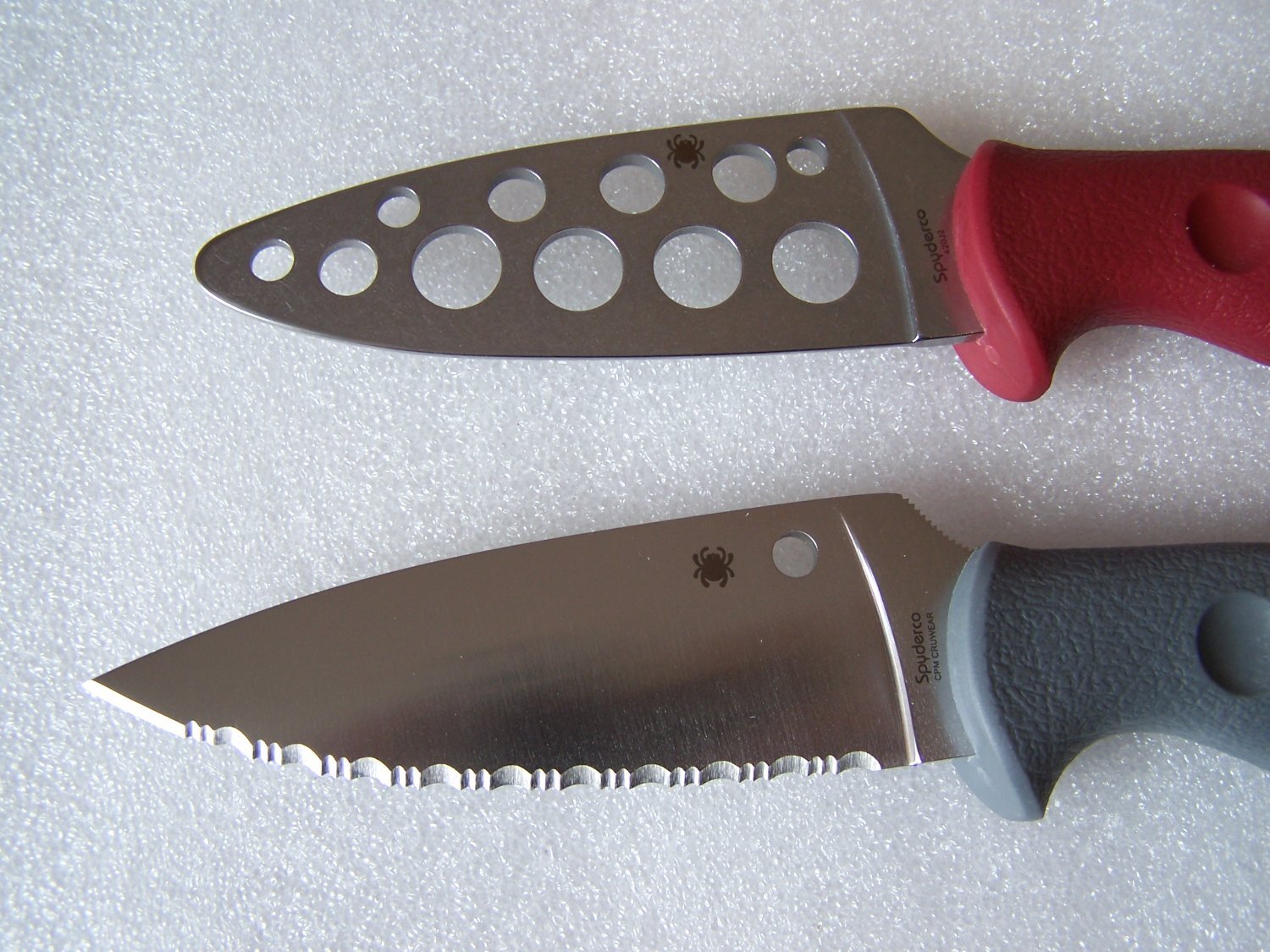 Spyderco Knive