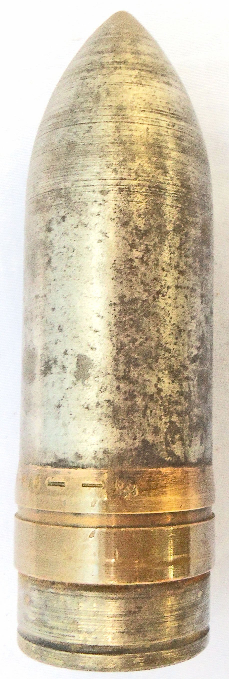 {CATEGORY} - INERT DEACTIVATED. WW2, Unfired, 1942 Dated, American 37mm M16 (37 x 222R), AP/T (Armour Piercing /Trace) Tank/ Anti-Tank Gun Round. - O 2103 American 37mm M16 (37 x 222R), AP/T (Armour Piercing /Trace) Tank/ Anti-Tank Gun Round. - O 2103  Other Ammunition