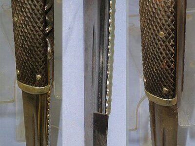 QUALITY*Victorian Era Savigny & Co London Scottish Dirk Form Spear Point Bowie Knife With Chequered Horn Scales & Folding Cork Screw With Original Leather Scabbard. Sn 23706 Knive