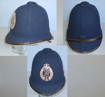  Post 1952 New Zealand Police Male Constable\'s/ Sergeant\'s 6 Panel Helmet with Queen’s Crown Helmet Plate and Chin Strap. Sn 13907:68 Post 1952 New Zealand Police Male Constable\'s/ Sergeant\'s 6 Panel Helmet with Queen’s Crown Helmet Plate and Chin Strap. Sn 13907:68 Clothing