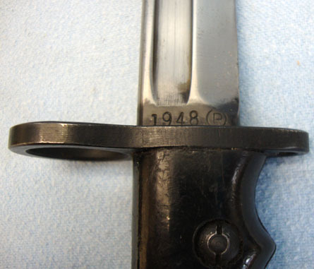 No 7 MK 1 'L' Swivelling Pommel Bayonet For No 4 Rifles with Scabbard & Frog.  Bayonet