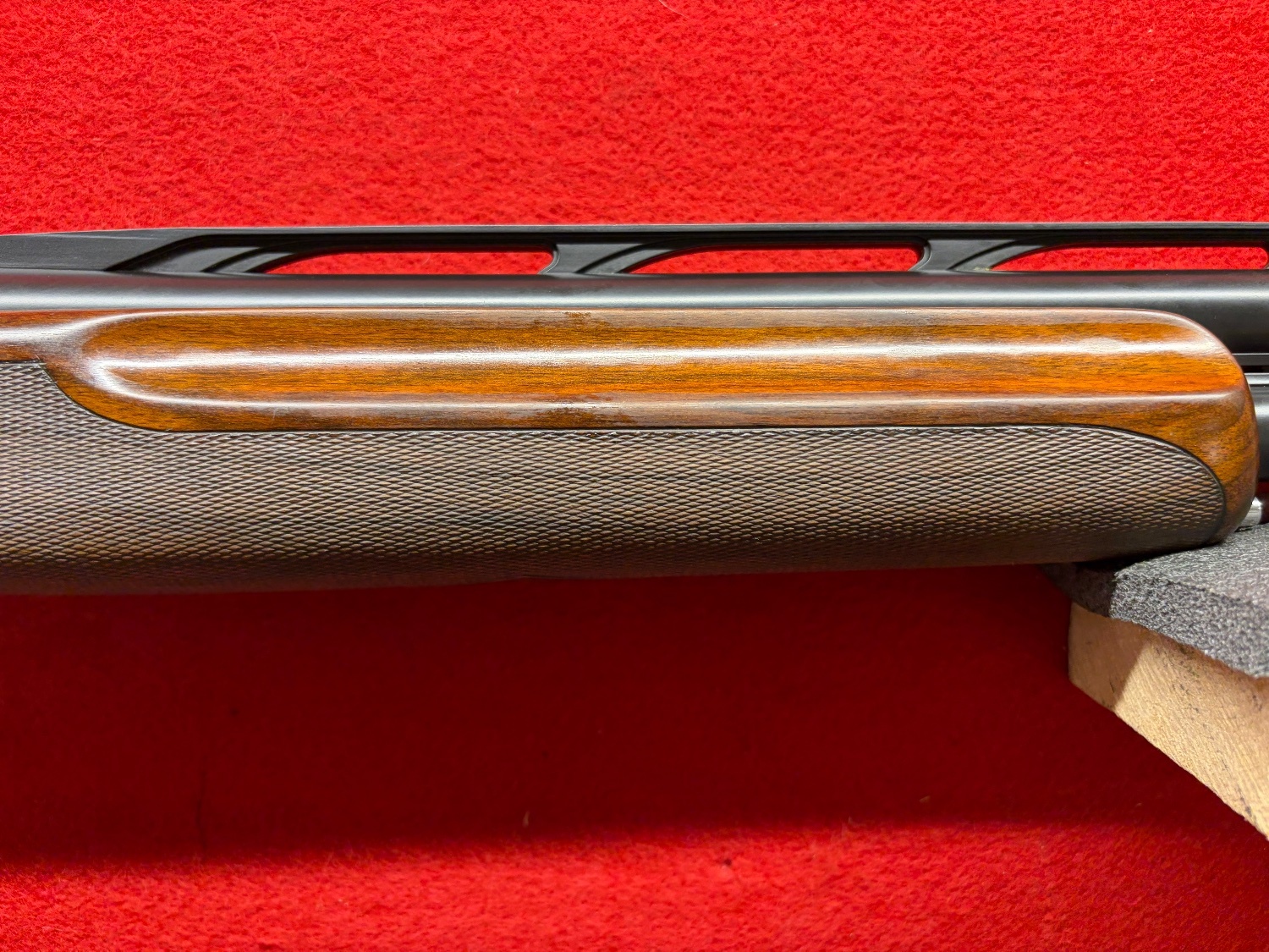Caesar Guerini Invictus 1 Over and Under 12 Bore/gauge - {CATEGORY} in 