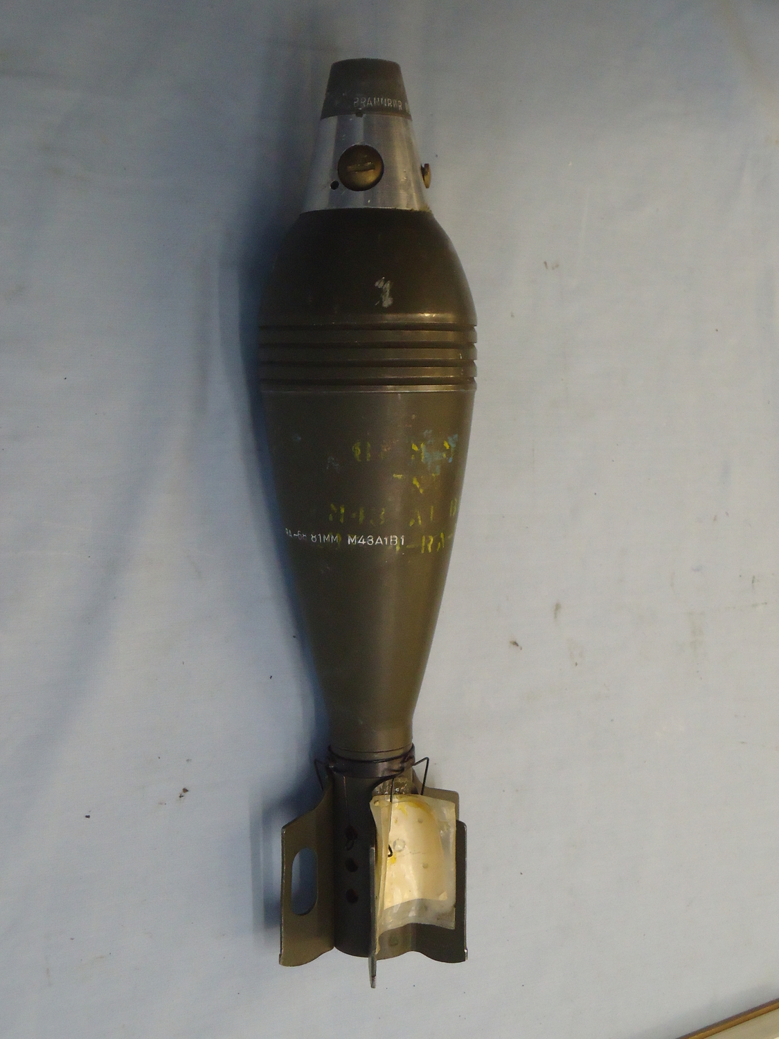 {CATEGORY} - INERT DEACTIVATED. Unfired American, ¾ sectioned 81mm High Explosive (HE) Mortar And Fuse. Sn. - 16366 INERT DEACTIVATED. Unfired American, ¾ sectioned 81mm High Explosive (HE) Mortar And Fuse. Sn. - 16366  Other Ammunition