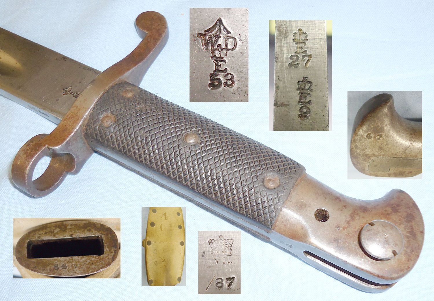 British MkI Enfield Pattern 1887 Martini Sword Bayonet with Buff Frog and Scabbard. 22100. Bayonet
