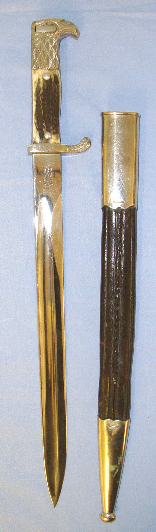  MINT**Nazi German Police Long Dress Bayonet By Weyersberg, Kirschbaum & Co Solingen (WKC) With Correct Stag Horn Grips Mounted With Nazi Police Eagle Badge & Scabbard. Sn 22236 Bayonet