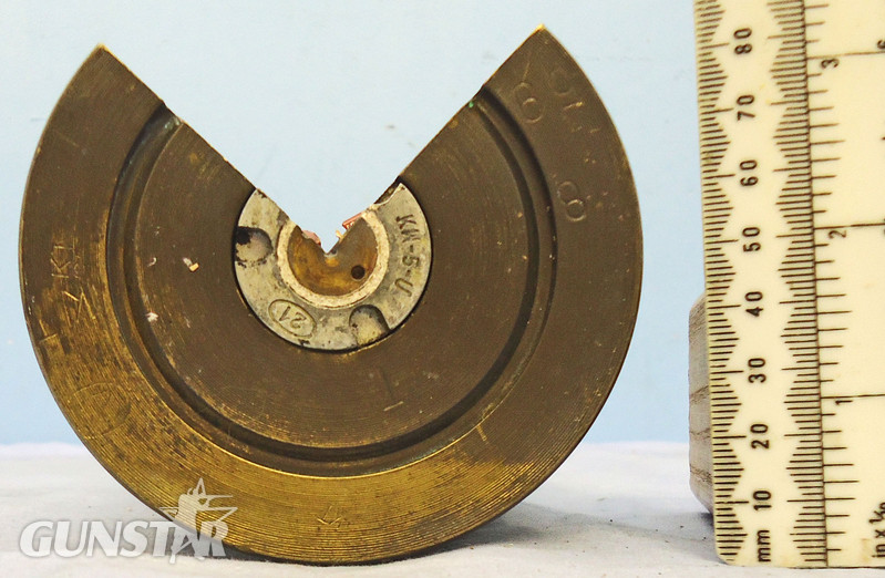{CATEGORY} - Russian Unfired, 57mm (57x348SR) HET (High Explosive Tracer) Quarter Sectioned Round For The S-60 Anti-Aircraft Gun & ZSU-57-2 Anti-Aircraft Self Propelled Gun. - O 1853 Russian Unfired, 57mm (57x348SR) HET (High Explosive Tracer) Quarter Sectioned Round For The S-60 Anti-Aircraft Gun & ZSU-57-2 Anti-Aircraft Self Propelled Gun. - O 1853  Other Ammunition in 
