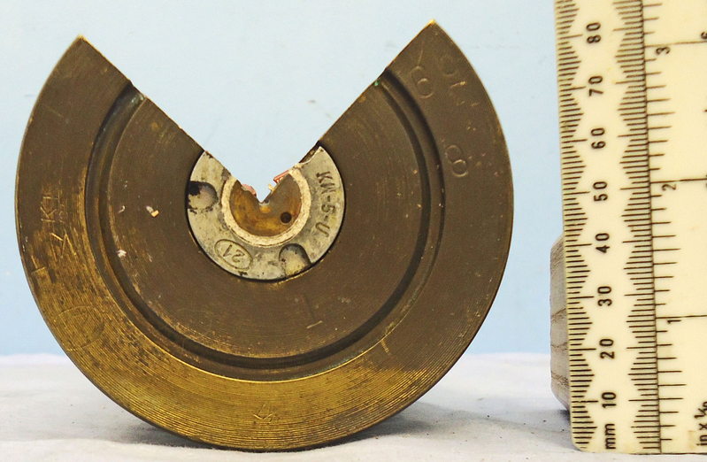 {CATEGORY} - Russian Unfired, 57mm (57x348SR) HET (High Explosive Tracer) Quarter Sectioned Round For The S-60 Anti-Aircraft Gun & ZSU-57-2 Anti-Aircraft Self Propelled Gun. - O 1853 Russian Unfired, 57mm (57x348SR) HET (High Explosive Tracer) Quarter Sectioned Round For The S-60 Anti-Aircraft Gun & ZSU-57-2 Anti-Aircraft Self Propelled Gun. - O 1853  Other Ammunition in 