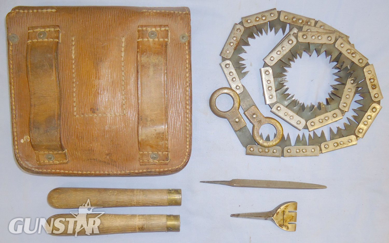  British WWI Folding Saw with File/Setting Tool and Leather Pouch by Francis Wood & Son. MISC 827. British WWI Folding Saw with File/Setting Tool and Leather Pouch by Francis Wood & Son. MISC 827.  Antique & Militaria