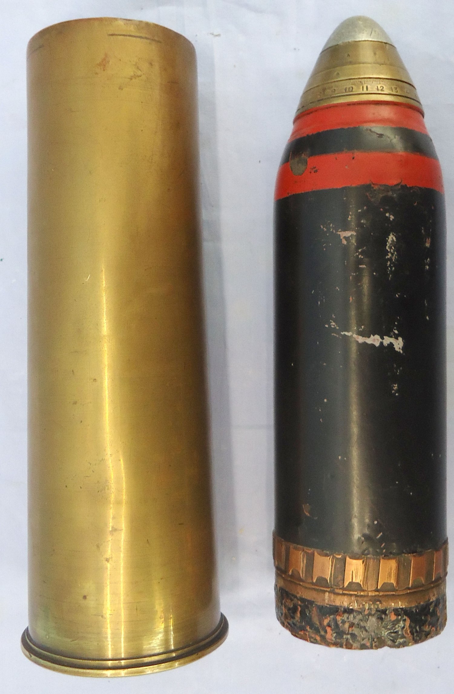 INERT DEACTIVATED. WW1, 1910 Dated, Scarce Indian Army Made, Fired, British Indian Army 18 Pr Shrapnel Round Fitted With a No. 80 Time And Percussion Nose Fuze. - O 2234 INERT DEACTIVATED. WW1, 1910 Dated, Scarce Indian Army Made, Fired, British Indian Army 18 Pr Shrapnel Round Fitted With a No. 80 Time And Percussion Nose Fuze. - O 2234  Other Ammunition - {CATEGORY}