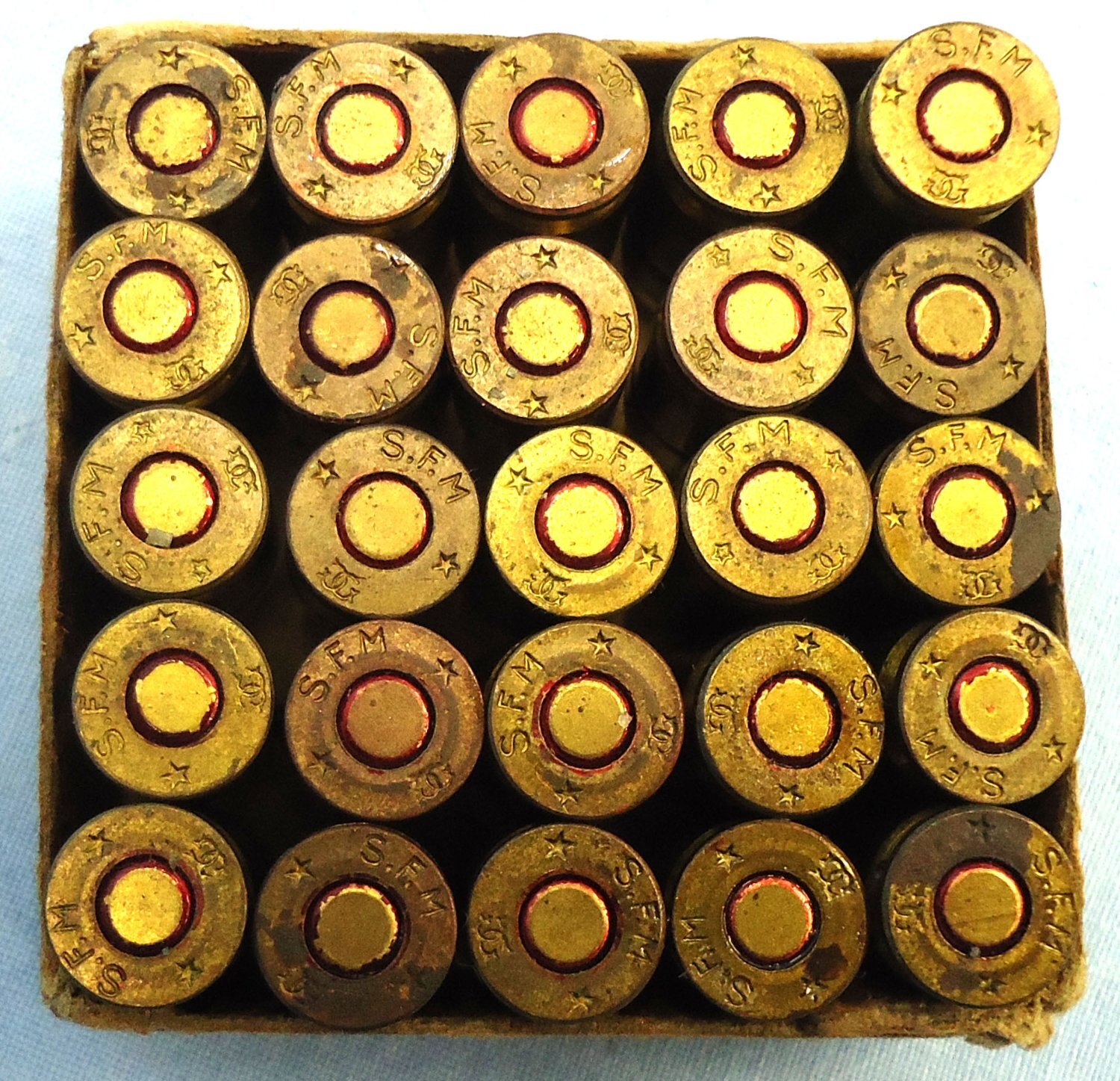 DEACTIVATED INERT. 25 Round Box of Gevolet, Paris 9mm (9x23) Bayard Automatic Pistol Rounds. O 2316 DEACTIVATED INERT. 25 Round Box of Gevolet, Paris 9mm (9x23) Bayard Automatic Pistol Rounds. O 2316 Various Other Ammunition