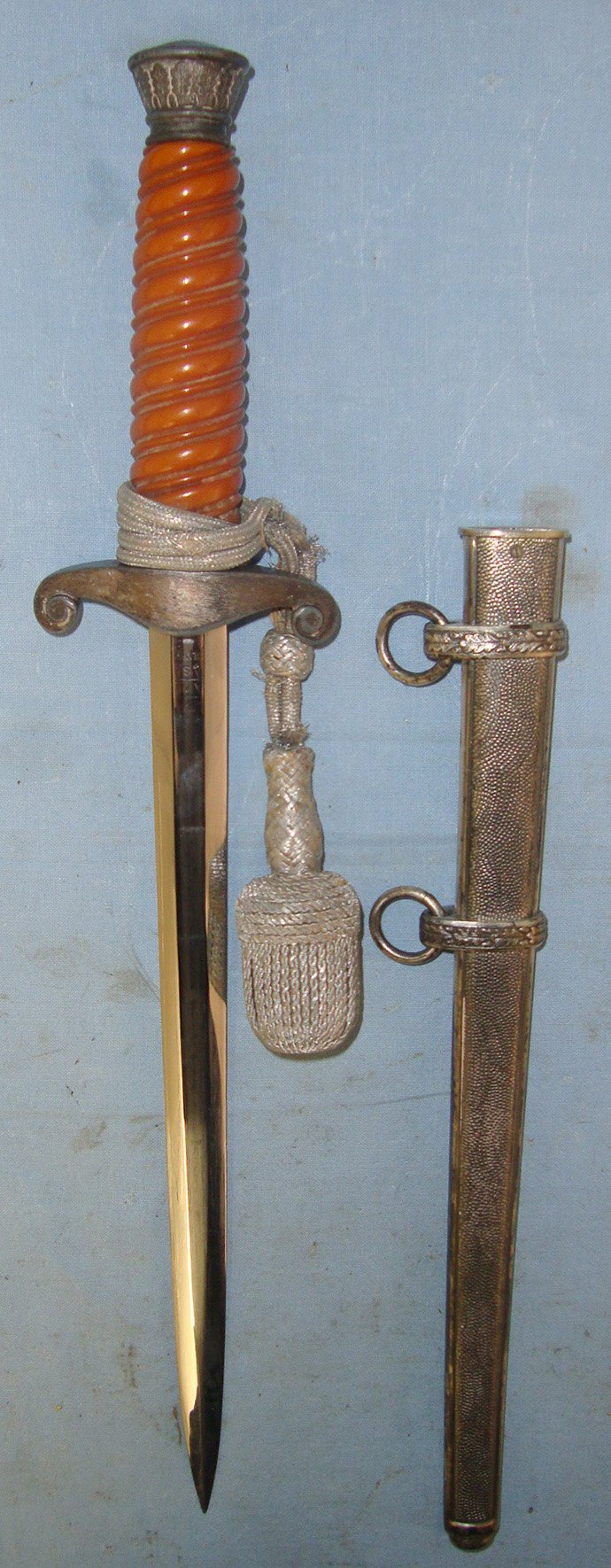  WW2 Era 1935 Pattern Alcoso (Alex Coppel), Solingen, Nazi German Army Officer\'s Dagger With Bullion Cord, Portepee & Scabbard. Sn 22441:3 Dagger