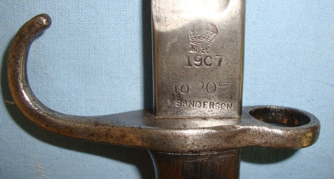  Sanderson British 1st Pattern, 1909 Dated Hook Quillon '07' Sword Bayonet By San Bayonet