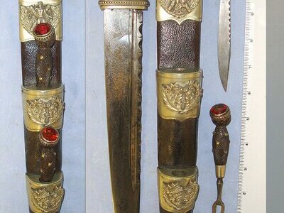 SUPERB**LARGE**C1879 - 1884 Scottish Leckie, Graham & Co Glasgow 1st Aberdeen Rifle Volunteers Badged (Later Gordon Highlanders) Silver Mounted Dirk With Cairngorm Jewel Setting, Knife, Fork With Matching Cairngorms & Scabbard. Sn 23140 Knive