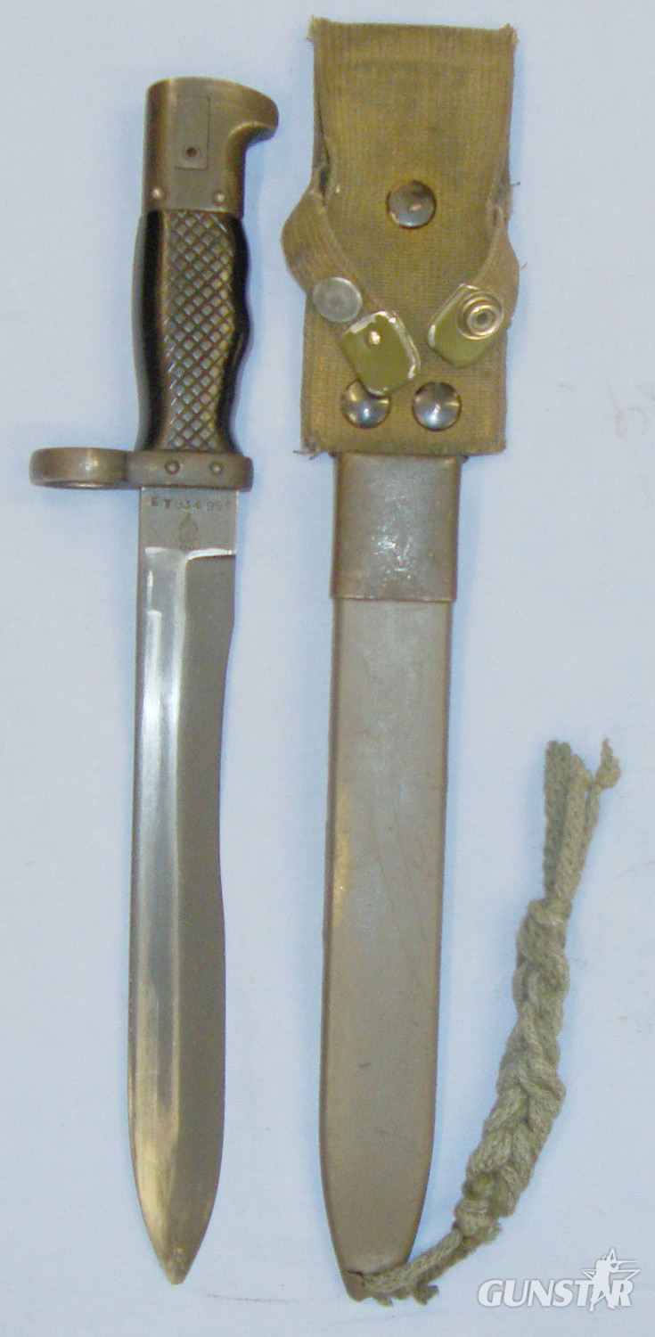 Spanish M1969 Bayonet for the Model B Cetme 7.62 mm Assault Rifle and Scabbard. 20821.10. Bayonet in 