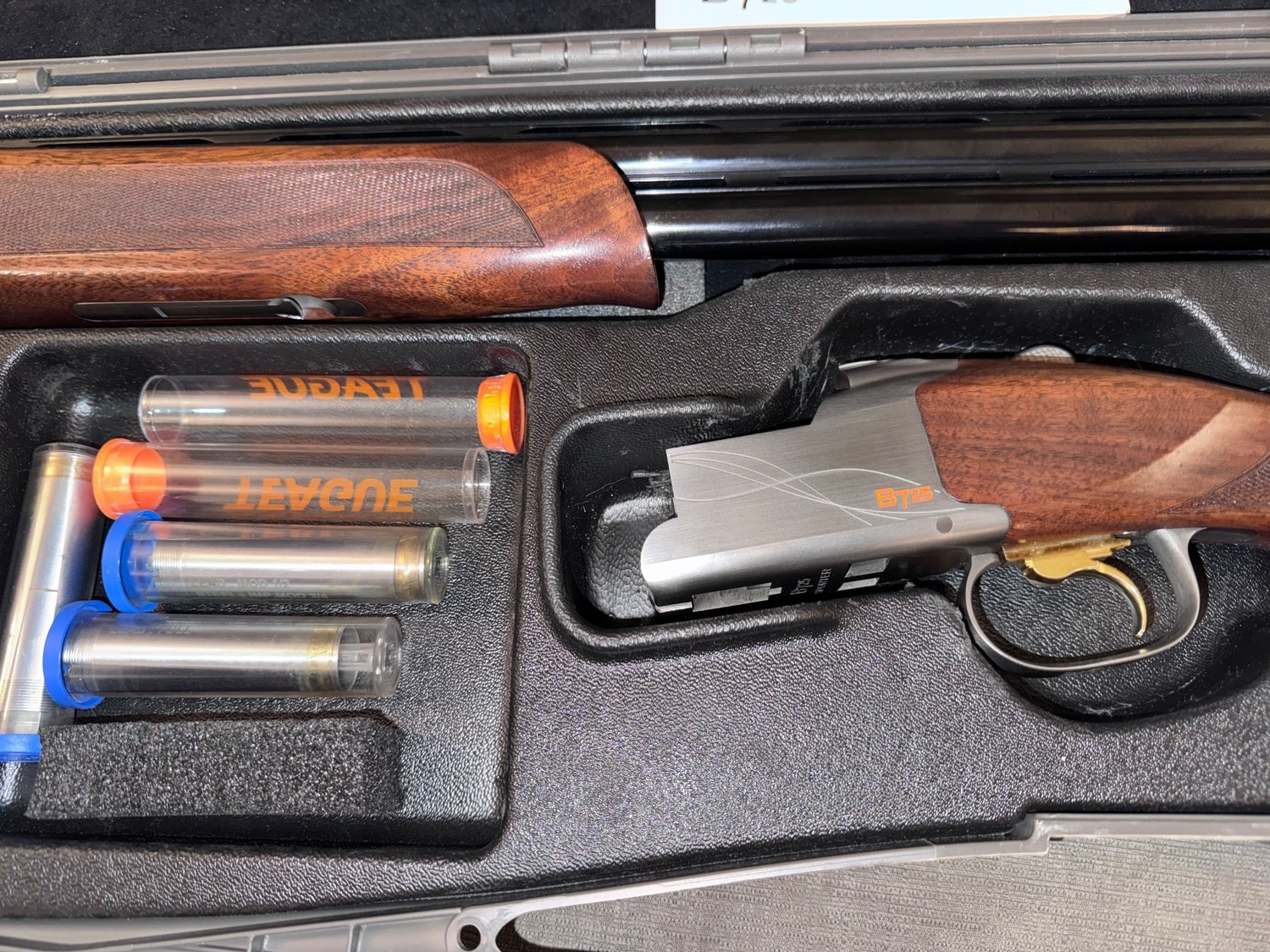 Browning B725 S Over and Under 12 Bore/gauge