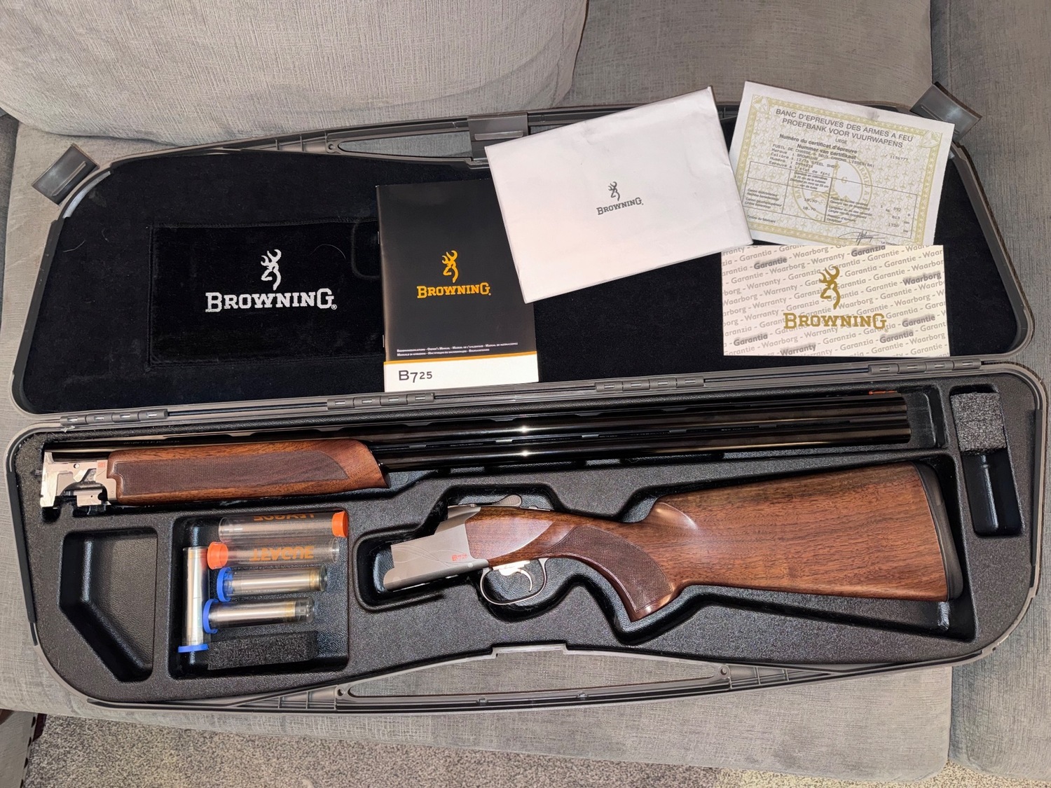 Browning B725 S Over and Under 12 Bore/gauge