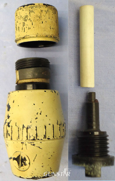 DEACTIVATED INERT. WW2 1940 Dated, British, DRILL, No.69 I Bakelite Hand Grenade By DLR (Thomas De La Rue London) With All-Ways Weighted Fuse Tape. - O 2070 DEACTIVATED INERT. WW2 1940 Dated, British, DRILL, No.69 I Bakelite Hand Grenade By DLR (Thomas De La Rue London) With All-Ways Weighted Fuse Tape. - O 2070  Other Ammunition