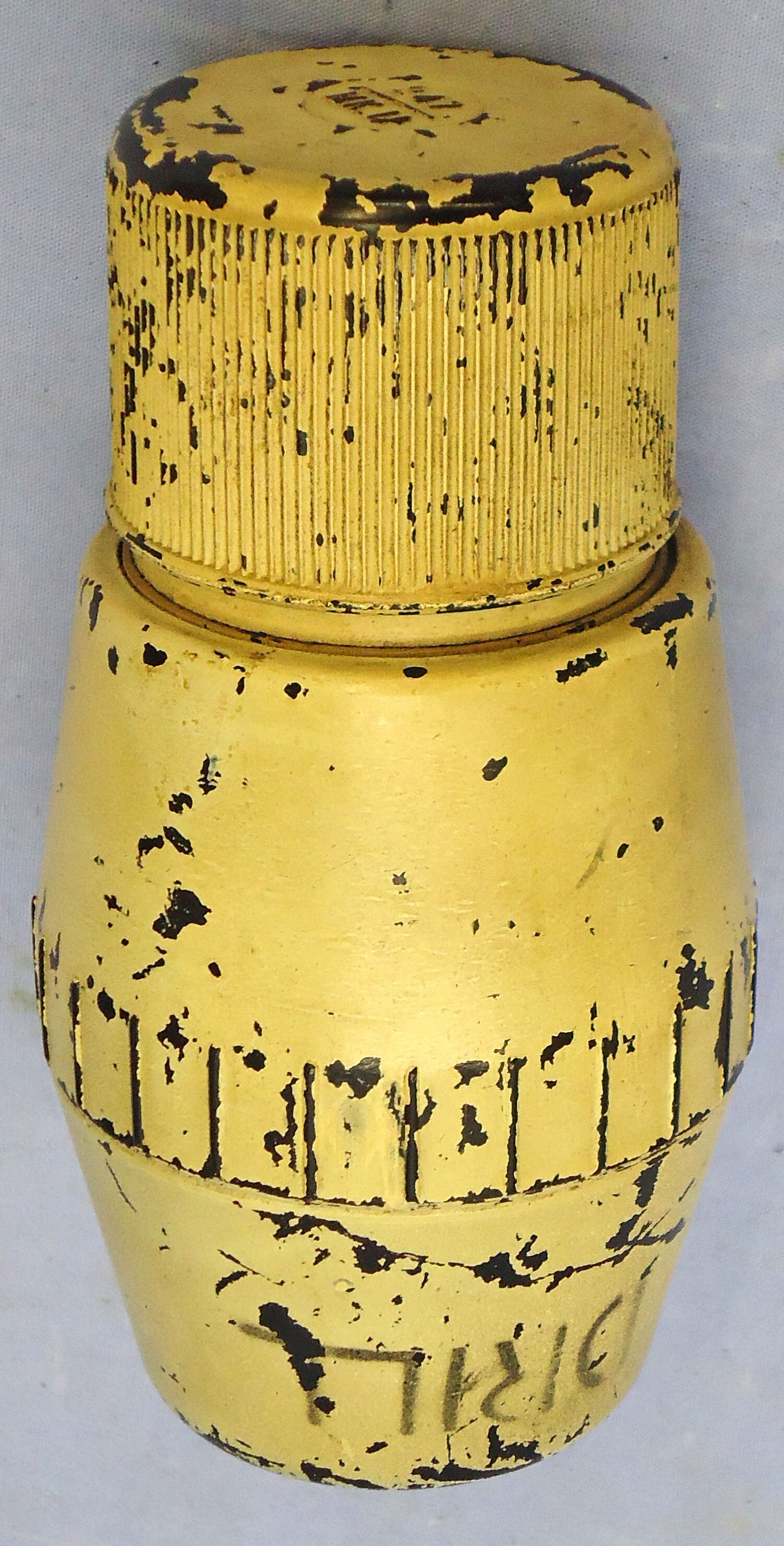 DEACTIVATED INERT. WW2 1940 Dated, British, DRILL, No.69 I Bakelite Hand Grenade By DLR (Thomas De La Rue London) With All-Ways Weighted Fuse Tape. - O 2070 DEACTIVATED INERT. WW2 1940 Dated, British, DRILL, No.69 I Bakelite Hand Grenade By DLR (Thomas De La Rue London) With All-Ways Weighted Fuse Tape. - O 2070  Other Ammunition - {CATEGORY} in 