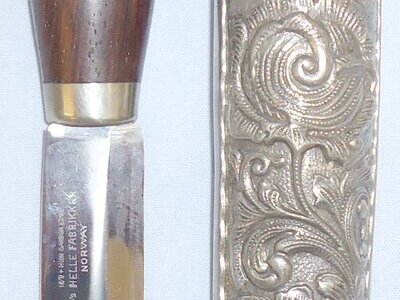 Norwegian Helle Fabrikker Hunting / Fishing Knife and Open Top Ornate Metal Scabbard. 15908:3. Hunting Knive