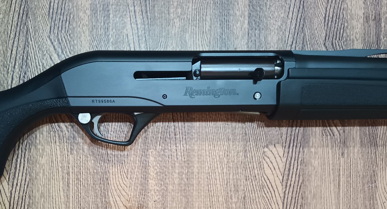 Remington Versa Max Semi-Auto 12 Bore/gauge - {CATEGORY} in 