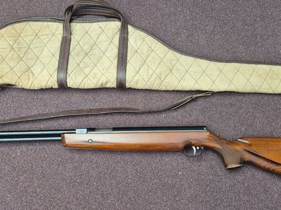 Weihrauch HW77 mk2 .22 25mm Piston version! Plus period gun bag! .22