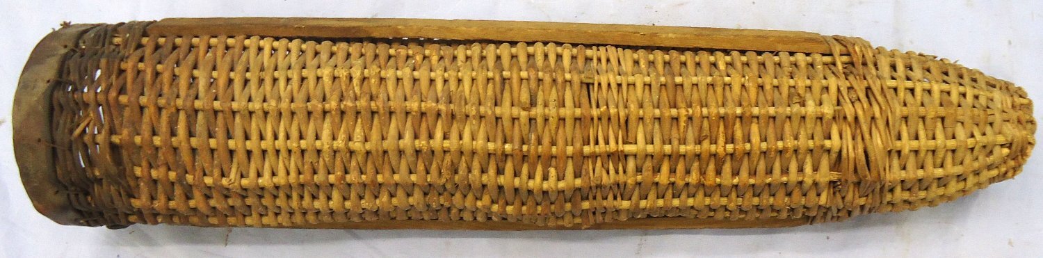 {CATEGORY} - Original, WW1, French Artillery Wicker Ammunition Carrier for 75mm Field Gun Ammunition used by the French Army during WW1 to carry Ammunition to the Guns. O 2410 Original, WW1, French Artillery Wicker Ammunition Carrier for 75mm Field Gun Ammunition used by the French Army during WW1 to carry Ammunition to the Guns. O 2410 Various Other Ammunition in 