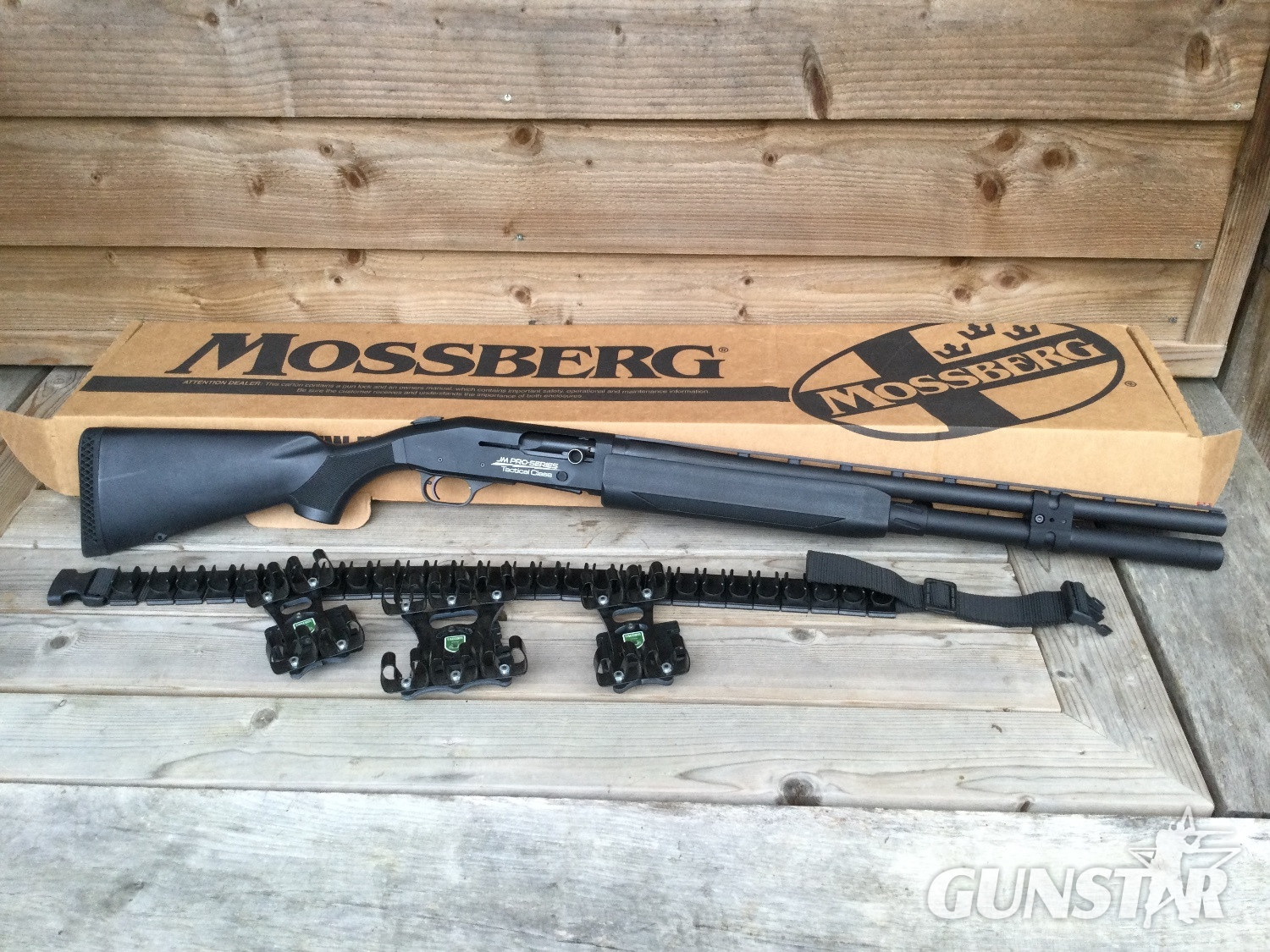 Mossberg Tactical 3 shot  Semi-Auto 12 Bore/gauge
