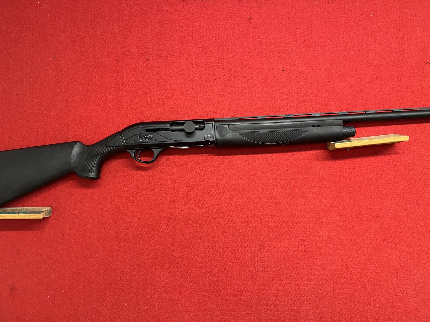 Hatsan Arms Escort Magnum Semi-Auto 12 Bore/gauge 