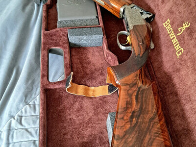 Browning 725 Over and Under 12 Bore/gauge