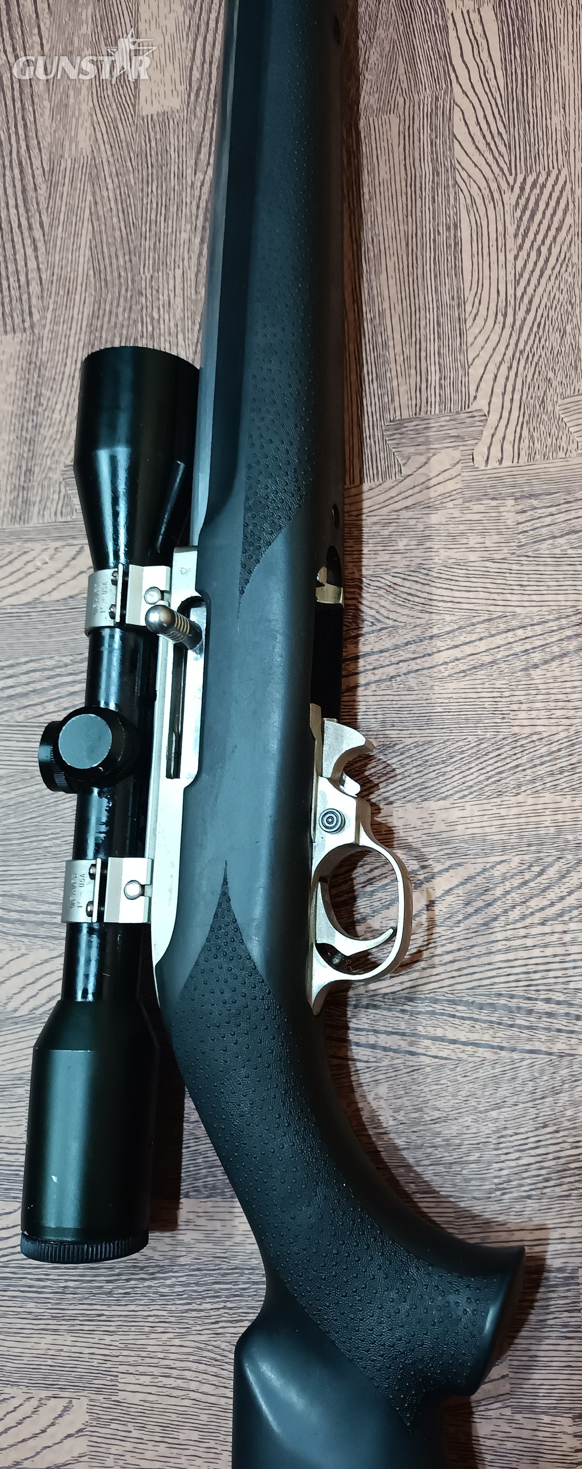  Ruger 10/22 Semi-Auto .22 Long Rifle (.22 LR) Rifle