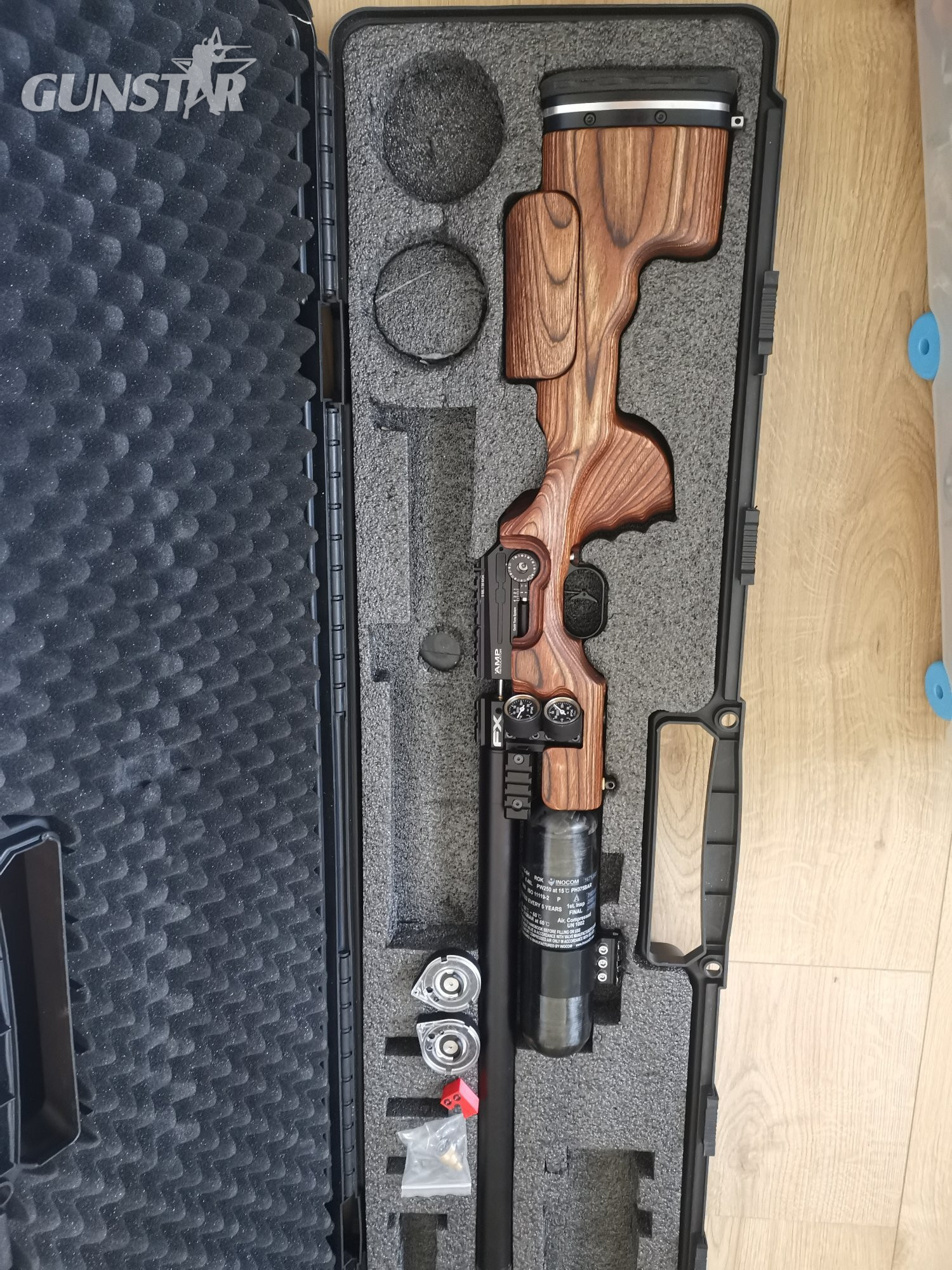FX KING AIR RIFLE WITH GRS BROWN LAMINATE STOCK  FX KING .22 in 