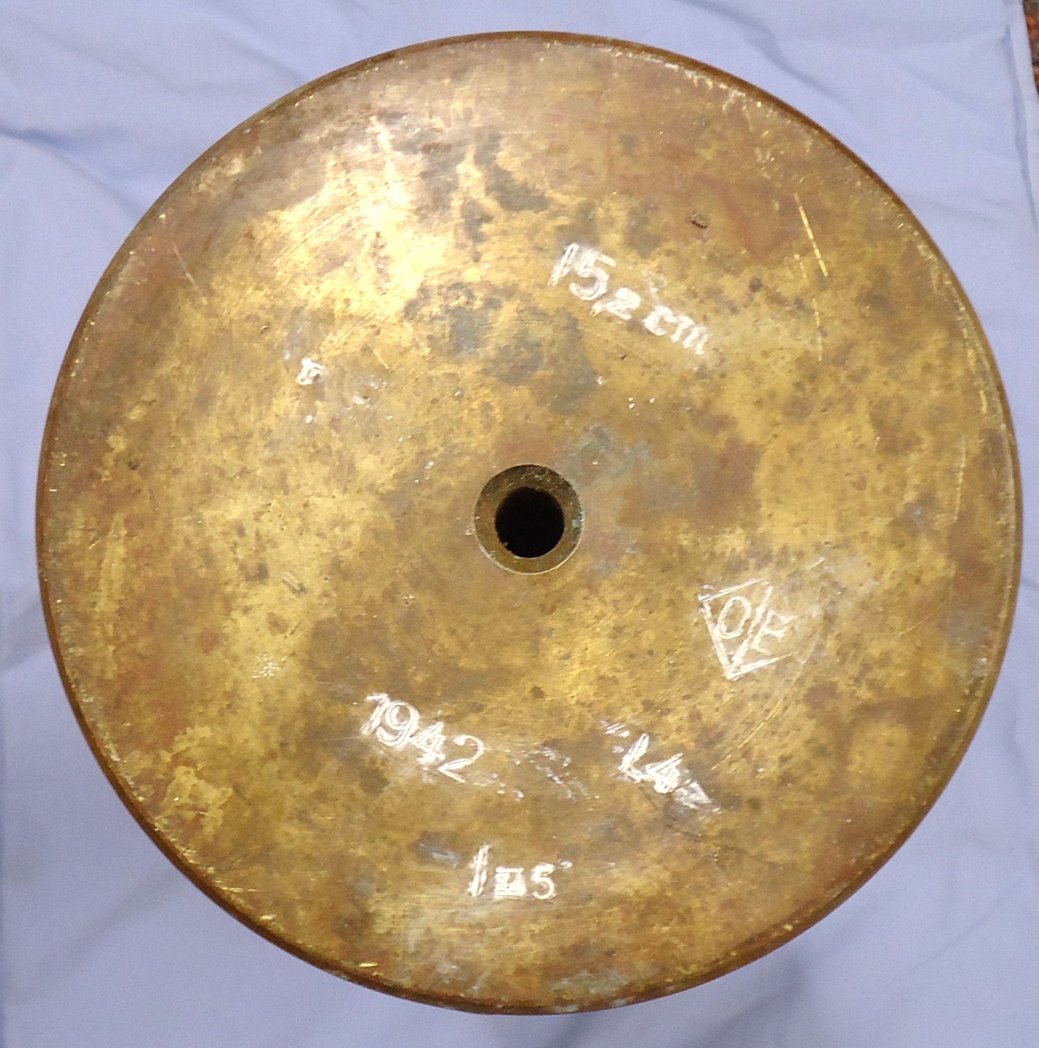 INERT DEACTIVATED. WW2, Swedish Naval, 1942 Dated, 15.2cm/53 Model 1942 (152 x 1115R) Cartridge Case. O 2417 INERT DEACTIVATED. WW2, Swedish Naval, 1942 Dated, 15.2cm/53 Model 1942 (152 x 1115R) Cartridge Case. O 2417 Various Other Ammunition