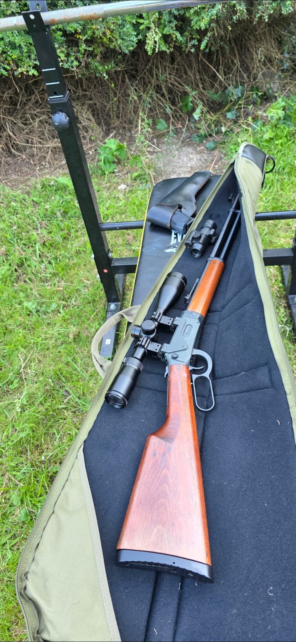 Whalter Model: Walther Lever Action .177 (CO₂ Air Rifle) Lever Action .177 Rifle - {CATEGORY}