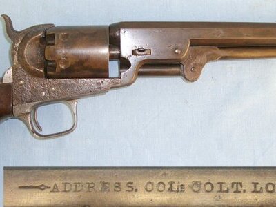 1855 CRIMEA WAR ERA**MATCHING NUMBERS**British Colt London Navy Model 1851 .36 Calibre Cap & Ball Revolver. Sn 20709:21 revolver .36 Cal Muzzleloader Revolver