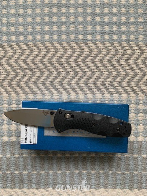  Benchmade Knive
