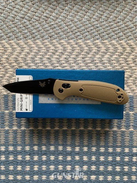 Benchmade Knive - {CATEGORY} in 
